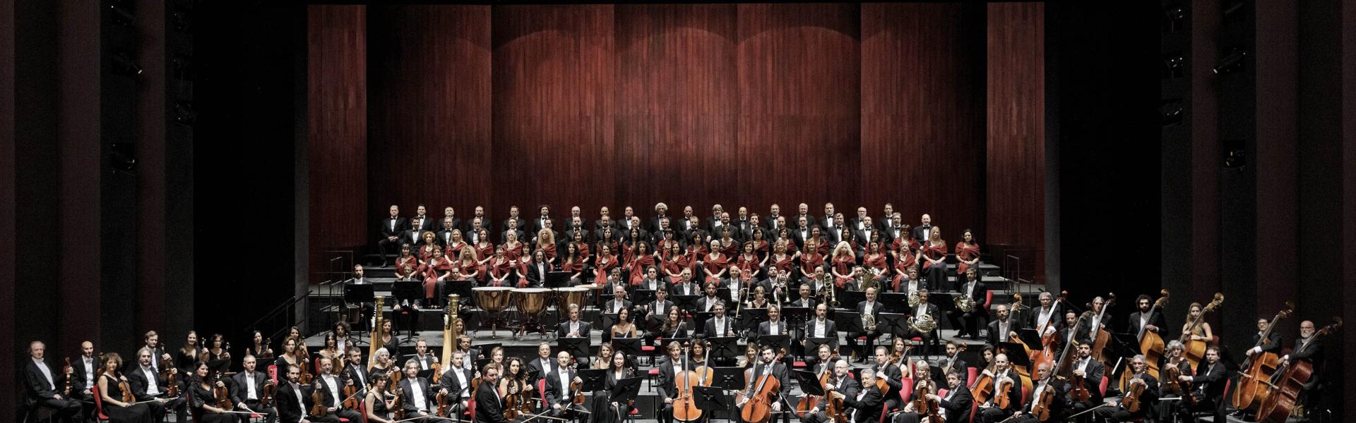 orchestra e coro del Teatro Regio